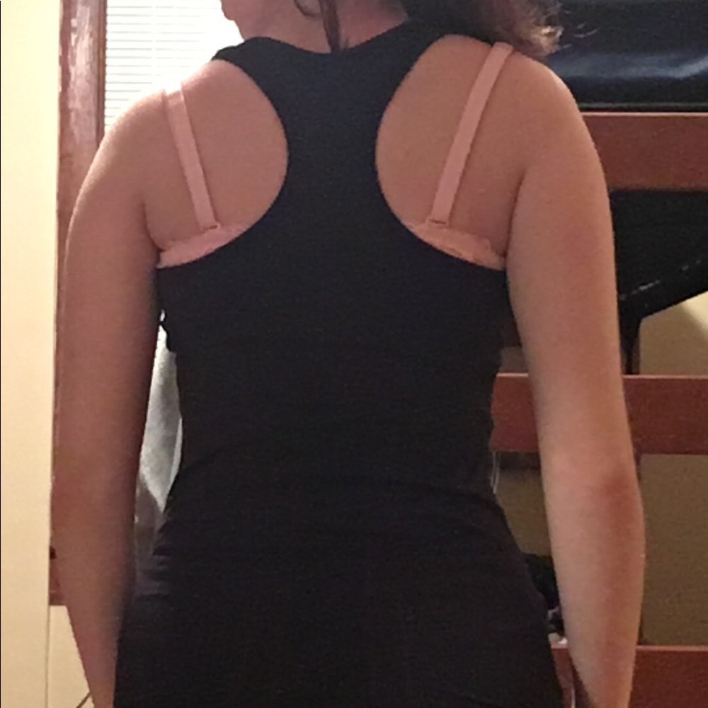 Black workout tank top